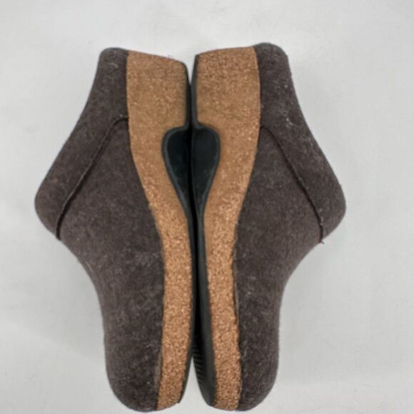 HAFLINGER Unisex Brown Clogs Size 39, US Size 8 Wool Mule - Picture 2 of 7